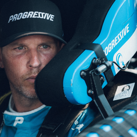 *PRE-ORDER* 2025 WWTR WIN 1:64 DIE-CAST