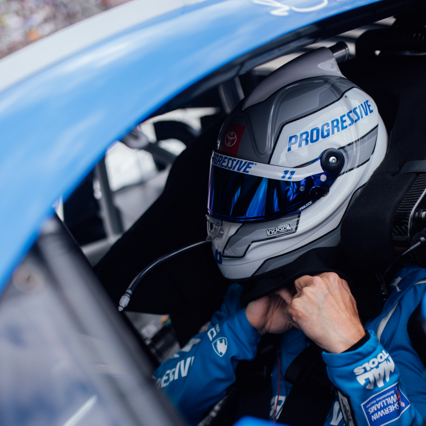 2025 MARTINSVILLE WIN 1:64 DIE-CAST