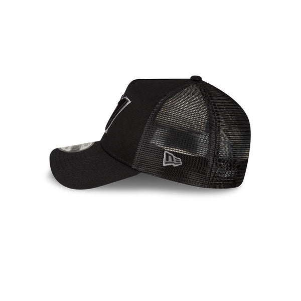 BLACK 11 9FORTY TRUCKER HAT