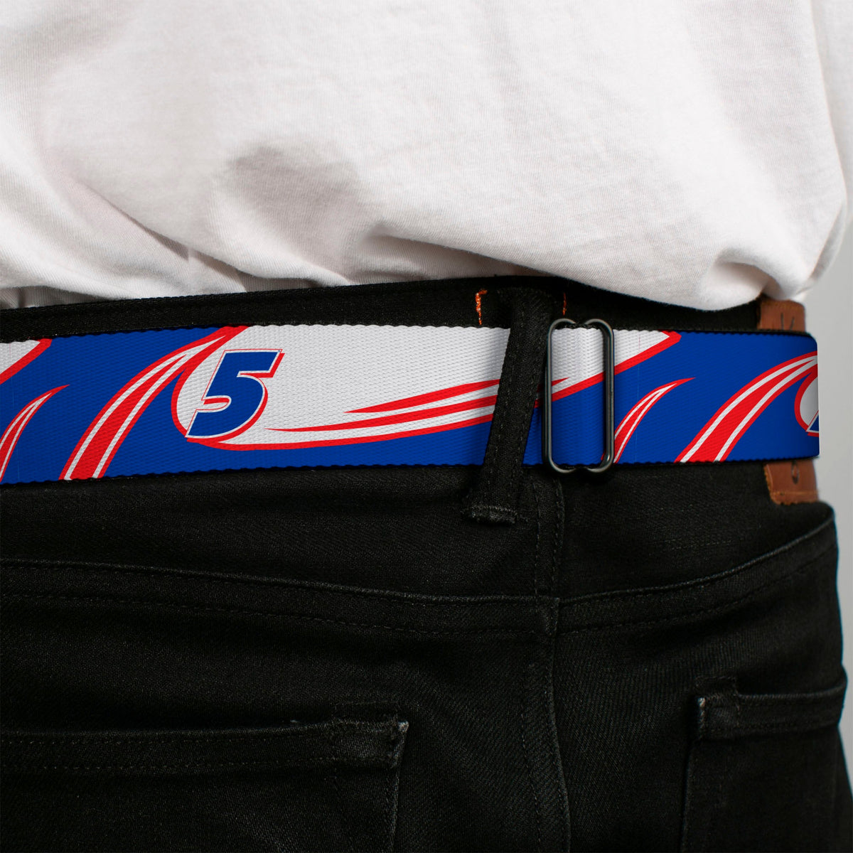 HENDRICK MOTORSPORTS Checker Logo Full Color Red/White Seatbelt Belt - Kyle Larson #5 Car Scheme White/Blue/Red Webbing
